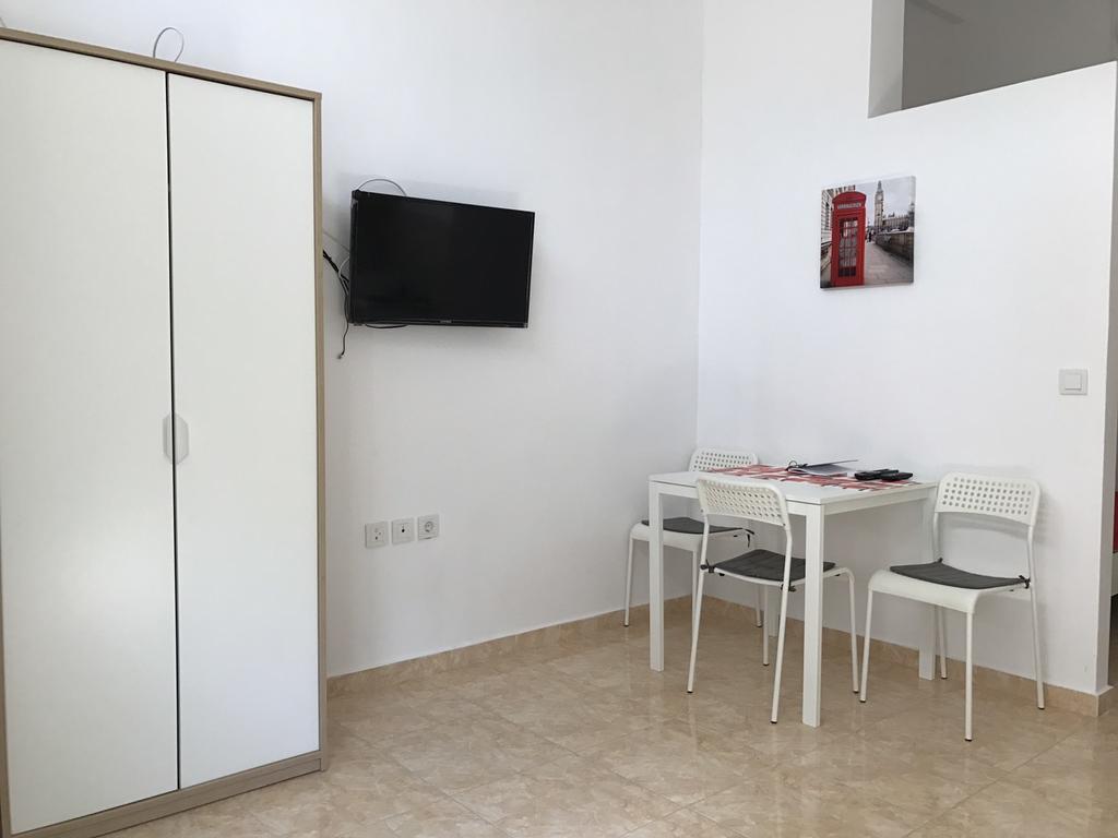 Sisifou Apartment